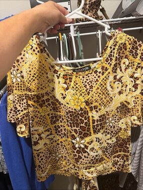 Full Circle Yellow Floral & Leopard Tie-Front Blouse